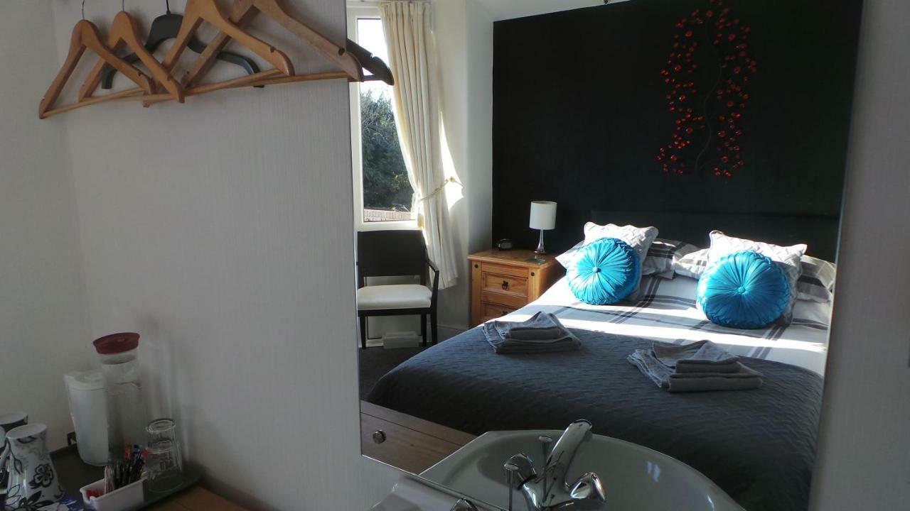 Bed and Breakfast The Oakcliffe à Exeter Extérieur photo